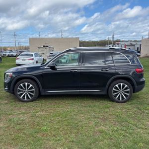 MERCEDES-BENZ GLB - 3