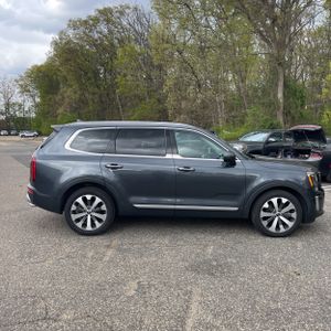 KIA TELLURIDE S - 10