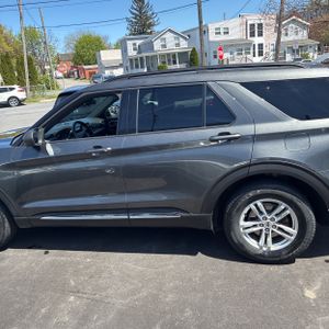 FORD EXPLORER XLT - 4