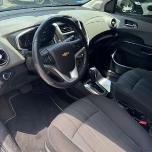 صورة مصغرة 36 لـ 2020 Chevrolet SONIC LT