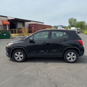 CHEVROLET TRAX - 3