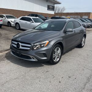 MERCEDES-BENZ GLA - 1