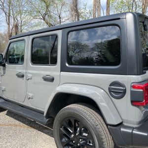 JEEP WRANGLER 4XE SAHARA 4X4 - 6