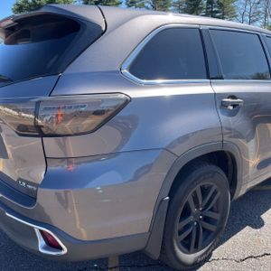 TOYOTA HIGHLANDER - 9