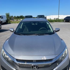 صورة مصغرة 15 لـ 2016 Honda CIVIC LX