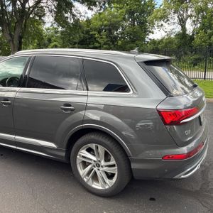 صورة 6 لـ 2022 AUDI Q7 PRESTIGE