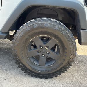 صورة مصغرة 18 لـ 2014 JEEP WRANGLER SPORT