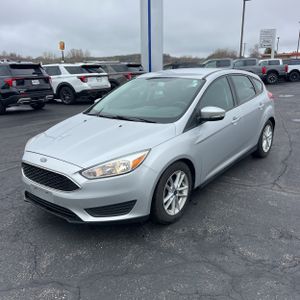 FORD FOCUS SE - 1