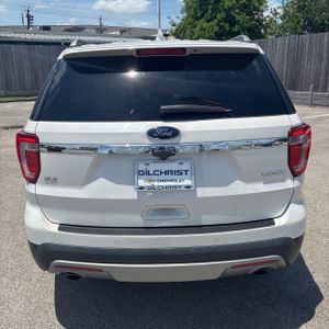 FORD EXPLORER XLT - 7