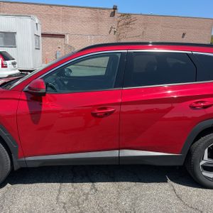 HYUNDAI TUCSON LIMITED - 4
