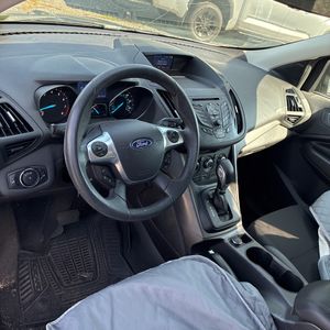 2014 FORD ESCAPE S 照片 33