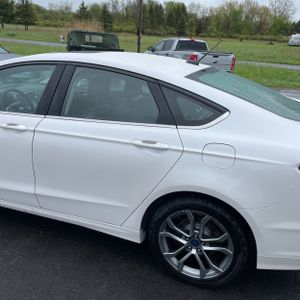 FORD FUSION SE - 6