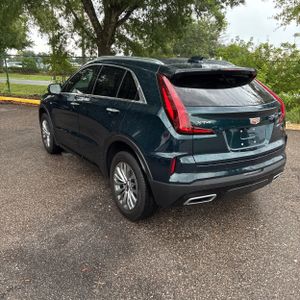 2025 Cadillac XT4 PREMIUM LUXURY photo 5