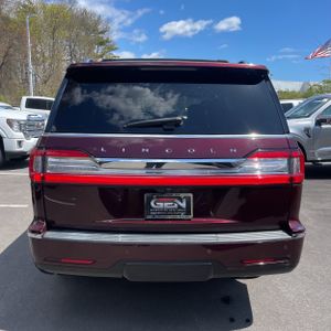 LINCOLN NAVIGATOR RESERVE - 7