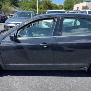 FORD FUSION SE - 3
