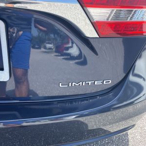 2015 Toyota AVALON LIMITED thumbnail 22