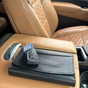 صورة 53 لـ 2022 Cadillac ESCALADE ESV SPORT