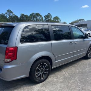 DODGE GRAND CARAVAN GT - 9