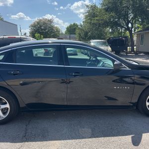 2017 Chevrolet MALIBU LS 缩略图 11