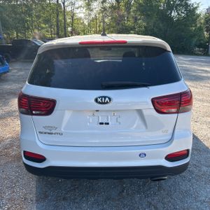 KIA SORENTO LX V6 - 6