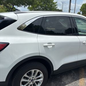FORD ESCAPE SE - 9
