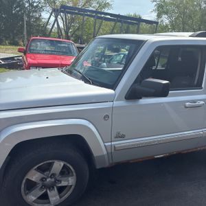 JEEP COMMANDER BASE - 2
