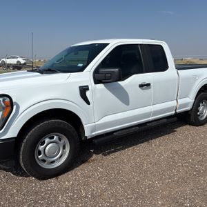 صورة 2 لـ 2021 FORD F-150 XL