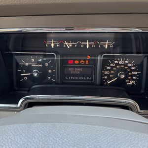 2012 Lincoln NAVIGATOR BASE — миниатюра 40