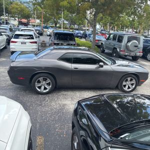 2019 Dodge CHALLENGER SXT — фото 10