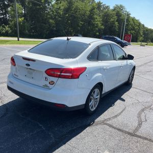 2016 FORD FOCUS SE 照片 8