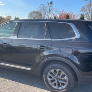 KIA TELLURIDE LX - 6