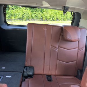 صورة 36 لـ 2019 Cadillac ESCALADE LUXURY