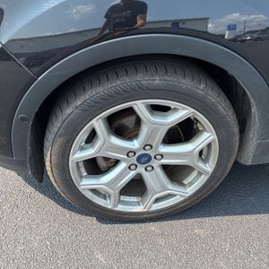 صورة مصغرة 17 لـ 2019 FORD ESCAPE TITANIUM