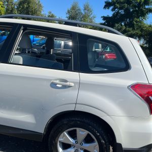 صورة 6 لـ 2015 Subaru FORESTER 2.5I