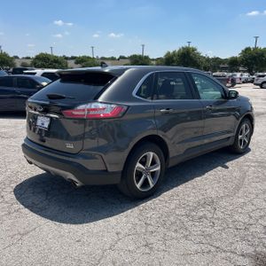 FORD EDGE SEL - 7