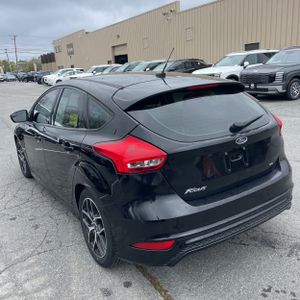 FORD FOCUS SE - 5