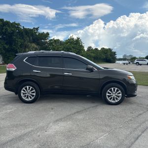 صورة 10 لـ 2015 Nissan ROGUE SV