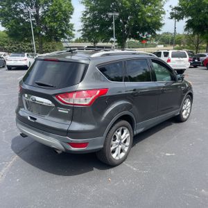 FORD ESCAPE TITANIUM - 8