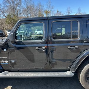 JEEP WRANGLER 4XE UNLIMITED SAHARA 4X4 - 4