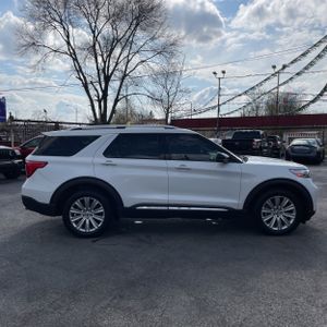 FORD EXPLORER HYBRID LIMITED - 10
