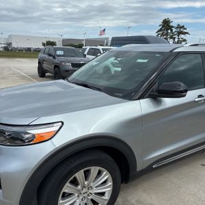 FORD EXPLORER LIMITED - 2