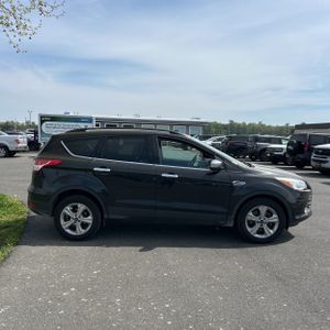 FORD ESCAPE SE - 10