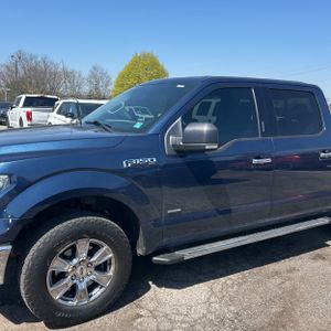 FORD F-150 XLT - 2