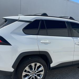 صورة 9 لـ 2024 Toyota RAV4 XLE PREMIUM