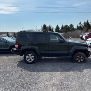 JEEP LIBERTY SPORT - 10