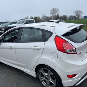 FORD FIESTA ST - 6