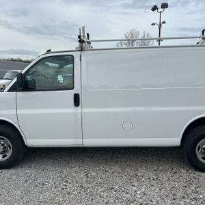 CHEVROLET EXPRESS 3500 - 4