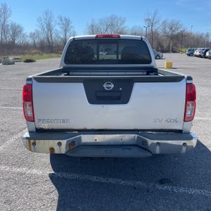 NISSAN FRONTIER SV - 7