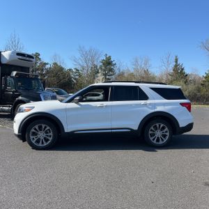 FORD EXPLORER XLT - 3