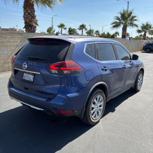 2018 Nissan ROGUE S — фото 8